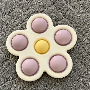 Flower Pop Fidget Toy - Cream and Purple